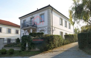 Villa for rent, 338m<sup>2</sup>, 570m<sup>2</sup> of land