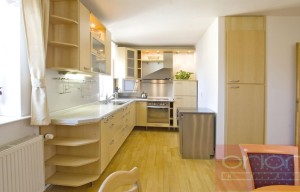 Apartment for rent, 4+1 - 3 bedrooms, 200m<sup>2</sup>