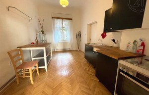 Apartment for rent, 2+1 - 1 bedroom, 93m<sup>2</sup>