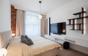 Apartment for rent, 2+1 - 1 bedroom, 83m<sup>2</sup>