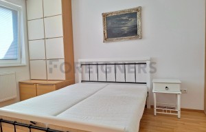 Apartment for rent, 4+kk - 3 bedrooms, 120m<sup>2</sup>