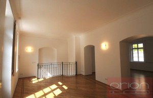 Apartment for rent, 4+1 - 3 bedrooms, 184m<sup>2</sup>