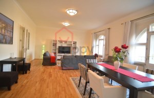 Apartment for rent, 4+1 - 3 bedrooms, 202m<sup>2</sup>