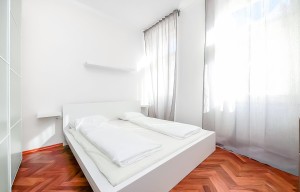 Apartment for rent, 2+kk - 1 bedroom, 42m<sup>2</sup>