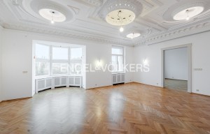 Apartment for rent, 2+1 - 1 bedroom, 120m<sup>2</sup>