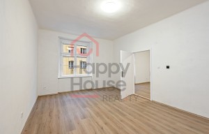 Apartment for rent, 2+kk - 1 bedroom, 544m<sup>2</sup>