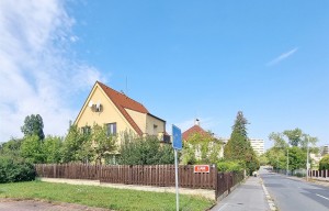 Family house for sale, 433m<sup>2</sup>, 1121m<sup>2</sup> of land