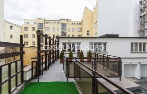 Apartment for rent, 4+1 - 3 bedrooms, 185m<sup>2</sup>